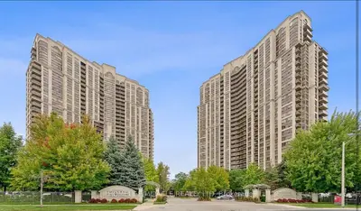 Condo Apartment in Toronto