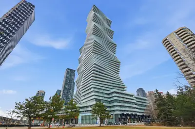 Condo Apartment in Mississauga