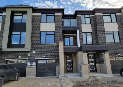 Att/Row/Townhouse in Brampton