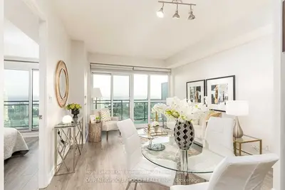 Condo Apartment in Toronto