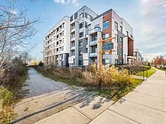 50 Kaitting Trail 613, Oakville, ON L6M 5N3