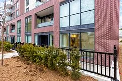 49 Broadfield Drive W 116, Toronto W08, ON M9C 0E3