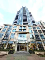 15 Viking Lane 1705, Toronto W08, ON M9B 0A4