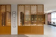 2495 Eglinton Avenue W 1011, Mississauga, ON L5M 2T2