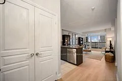 1 Hurontario Street 610, Mississauga, ON L5G 0A3