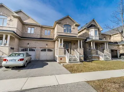 Semi-Detached in Mississauga