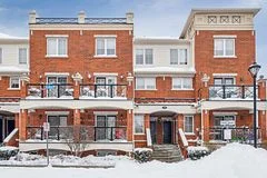 Condo Townhouse in Oakville
