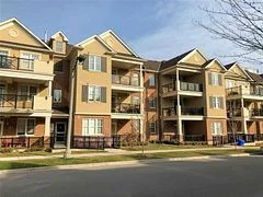 263 Georgian Drive 208, Oakville, ON L6H 0L2