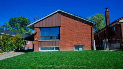 Detached in Toronto