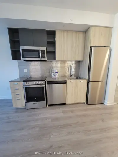 10 De Boers Drive 606, Toronto W05, On M3j 0l6