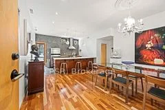Upper Level in Toronto