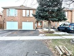5246 Alicante Street Upper, Mississauga, ON L5V 1S9