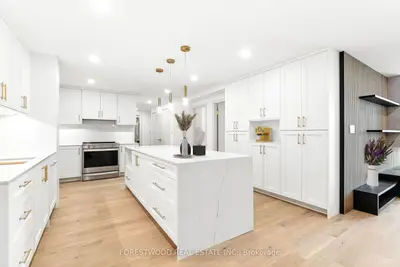 299 Mill Road 205, Toronto W08, On M9c 4v9