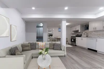 2 Clevedon Street Bsmt, Toronto W05, On M3m 1m4