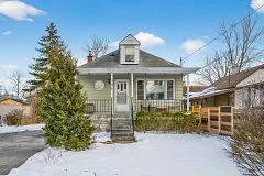 212 Troy Street, Mississauga, ON L5G 1S7