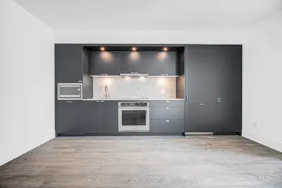 259 The Kingsway 701, Toronto W08, ON M9A 0G2