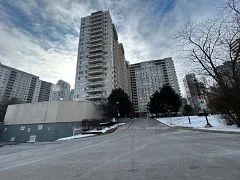 3590 Kaneff Crescent 805, Mississauga, ON L5A 3X3