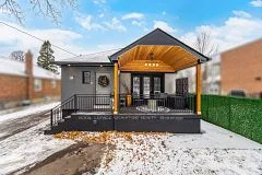 30 Coules Court, Toronto W06, ON M8W 2N9