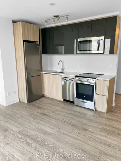3100 Keele Street 435, Toronto W05, ON M3M 0E1