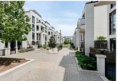 134 Widdicombe Hill Boulevard 208, Toronto W09, ON M9R 0A9