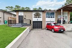 3642 Ellengale Drive, Mississauga, ON L5C 1Z7