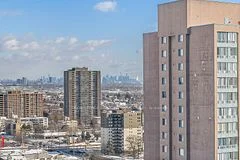 135 Hillcrest Avenue 2015, Mississauga, ON L5B 4B1