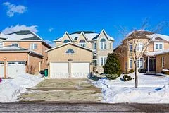 3435 Grand Park Drive, Mississauga, On L5b 4e3