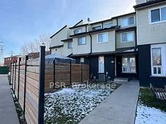 2 Blackthorn Avenue 14, Toronto W03, ON M6N 3H5