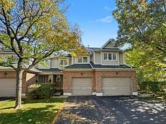 2215 Cleaver Avenue 22, Burlington, ON L7M 4C5