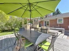 591 Parkside Drive, Oakville, ON L6K 1P6