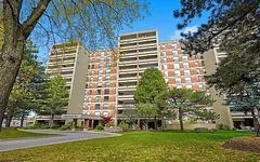 965 Inverhouse Drive 403, Mississauga, ON L5J 4B4