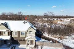 3349 Mockingbird Common, Oakville, ON L6H 0X1