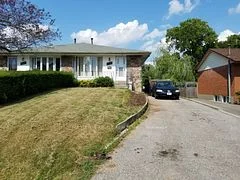 1316 Redbank Crescent, Oakville, ON L6H 1Y5