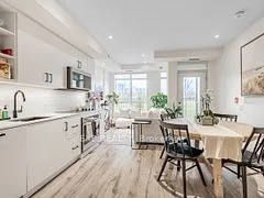 251 Manitoba Street 122, Toronto W06, ON M8Y 4G9