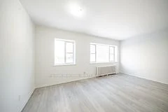 2049 Prospect Street 52, Burlington, ON L7R 1Z2