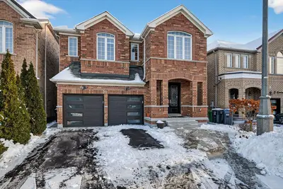 Detached in Brampton