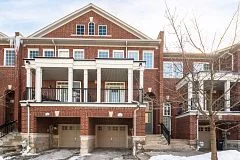Condo Townhouse in Mississauga