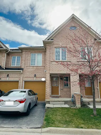 770 Othello Court 108, Mississauga, ON L5W 1Y3