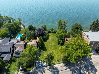 2685 Lake Shore Boulevard W, Toronto, On M8v 1g6