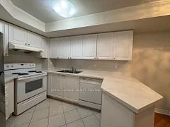 3888 Duke Of York Boulevard 830, Mississauga, ON L5B 4P5