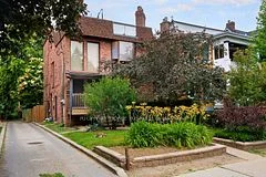 164 Quebec Avenue B, Toronto W02, ON M6P 2T8