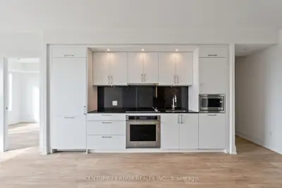 259 The Kingsway 408, Toronto W08, ON M9A 0G2