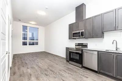 3265 Carding Mill Trail 102, Oakville, On L6m 5p7