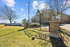 414 North Service Road E 200, Oakville, ON L6H 5R2