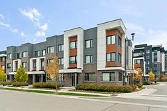 70 Huguenot Road, Oakville, ON L6H 0X4