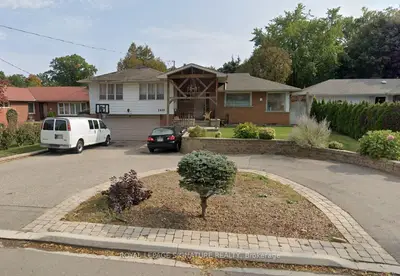 1410 Larchview Trail, Mississauga, On L5e 2r9