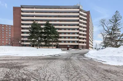 3555 Derry Road E 402, Mississauga, ON L4T 1B2