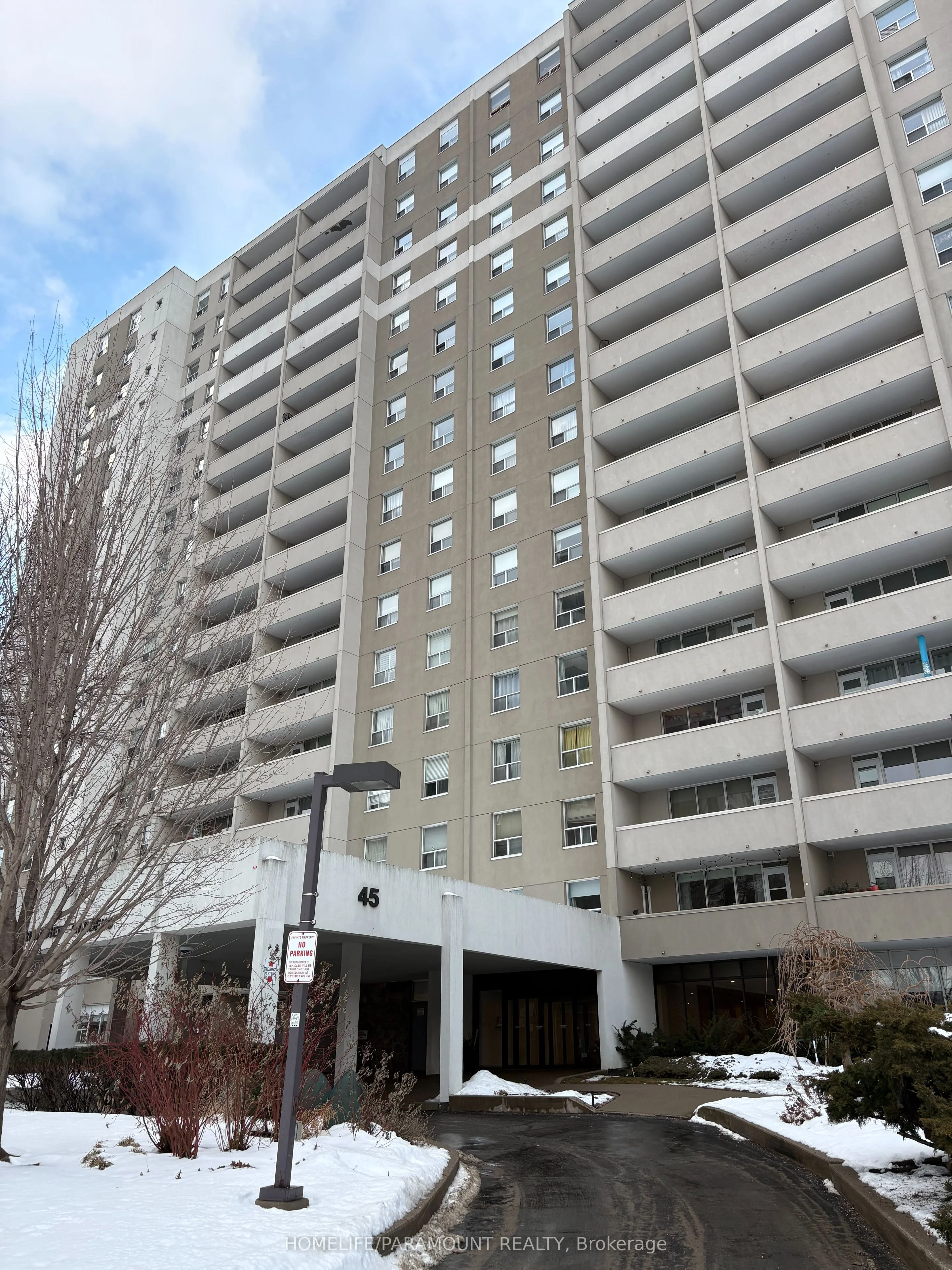 45 Southport Street 1611, Toronto W01, ON M6S 3N5