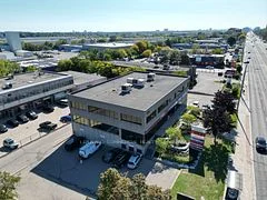 1090 Dundas Street E 104, Mississauga, ON L4Y 2B8