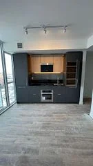 1 Fairview Road E 1308, Mississauga, ON L5A 4C6
